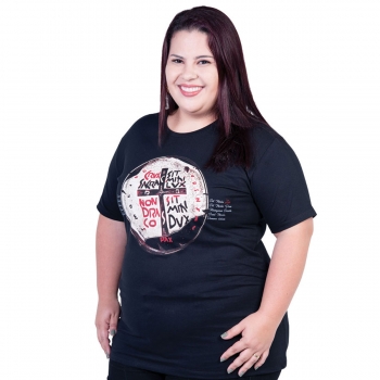 T-SHIRT DUAS CRUZES PRETA...